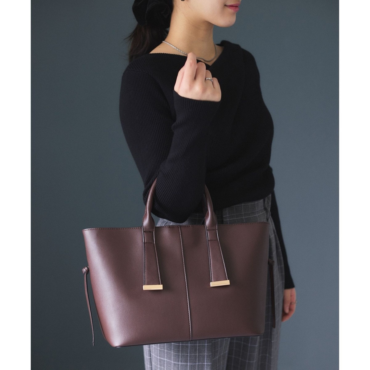 新品　レザートートバッグ ゴールド金具付き 復刻/WEB限定】【A4収納】ゴールド金具付きノットトートバッグ