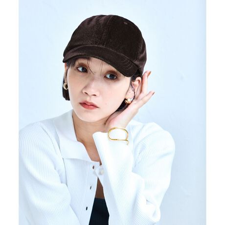 [^ԁFBVU45010]2025H~POINTEp؂₩ɖA傫߃{fUCBE򊴂̂xAfނŋGߊƍvXBEJWAR[fɂtF~jЂƂByfUCEVGbgzx[VbN6plLbvx[XɂtF~jAWxAfނ̃LbvBxȀ_炩ȎƏiȌ򂪓łBobÑ{炵ANZgɁByJ[zubNAuEn̒ԃJ[2FWJBy߂̃X^COze[p[hpcfjȂǂ̃pcX^Cɂ́A^[gjbgR[gƍ킹đlJWAɁBVvȒȂ{ANZgƂȂA炵Ă܂BɁAXEFbgWK[pcgX|[cMIXR[fɂ߁BANeBuȈۂ̒ɁAxAfނȂł͂̏iY܂B