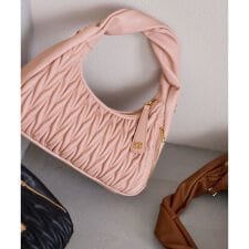 ビス(VIS)の【2WAY】ねじりハンドルキルティングバッグ