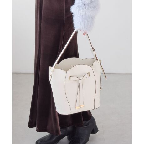 [^ԁFBVX45140]2025H~POINTE|[`Az͂񂨕ٓ500mlybg{gȂǂ[ł܂BE3w\Ŏd₷A̕Ȃ悤Ƀt@Xi[t܂BEt@Xi[߂܂܁AgтȂǂo₷悤Ƀ|Pbg̈ʒuɂĂ܂BEnh̒ł̂ŁÃR[g_E𒅂ĂArɂ邱Ƃł܂BEO\ȃV_[xgBEnhɃV_[xgڑł̂ŁA΂ߊ|ƂɃnhזɂȂ܂BErEāA̎CyĂ܂BEVIS炵{hAiȃfUCByfUCEVGbgz܂łԂgĂ悤ȁAAȏC[W܂BԂ̂ꂢȃtHA@\ɂʂ2WAYobOłByfށzڗɂVŇ^tFCNU[B|Pbĝ͍tFCNXG[hgpByJ[zubNAItzCgAsNn3FWJłBE`R[gRXXJ[C[WubNԌtFu̎vovuꂽvEXm[t[NEC[WItzCgԌtFu^vuFЂ閣́vuK̍ėvE`[bvC[WsNԌtFủ萶vuvv-----------------------------|Pbg̐F~1A4[F~500ml̃ybg{gFZz[FZV_[RFi߉j-----------------------------摜ɂĂ͎ۂ̐FƈقȂꍇ܂BF͐nAbv摜mFB