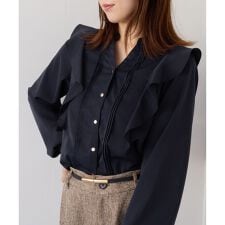 ビス(VIS)の【WEB限定】スキッパーフリルデザインブラウス
