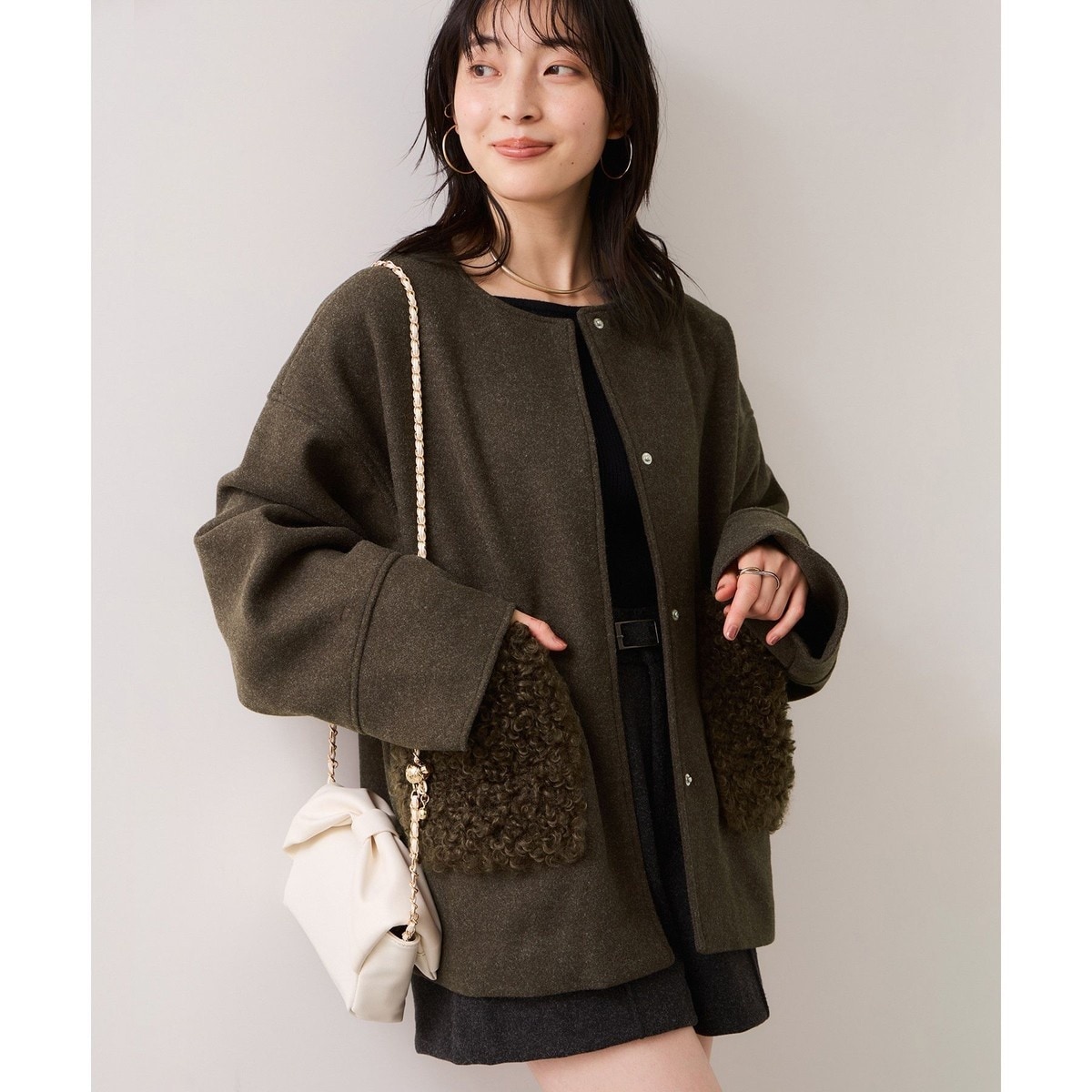 SHIPS【WEB限定完売】高密度 ブライト ボア スタンドコートONESIZE WEB限定】 高密度 ブライト ボア スタンドコート｜シップスの通販