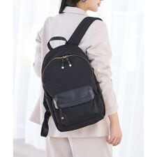 軽量6ポケットリュック/A4・13インチPC対応