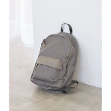 軽量6ポケットリュック/A4・13インチPC対応