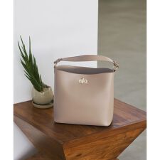 楕円ひねり3層ショルダーバッグ/2WAY