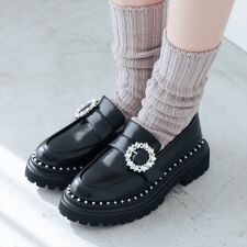 EVOL(EVOL)の【25春夏新作】【クッション入り・柔らかい】パールコバビジューバックルローファー IY5658