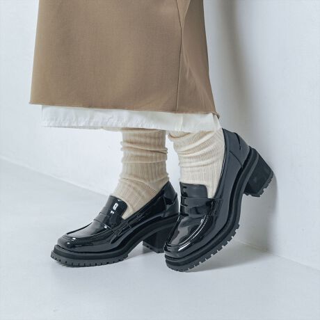 [^:IZ5831]yEVOL 2025AW collectionzgh̃{[̂\[gpꃍ[t@[Bڈȏɏ_炩yʂŁAłɂSܐ悩炩Ƃ܂ŃNbVɗDꂽȒ~ŁAs̑̏ՌyĂ̂|CgBI[V[Y郍[t@[1͎Ă\ACeByTCYڍׁilTCY^23.5cmjzq[F6.5cmБdʁF321gAEg\[F9cm-----STAFF COMMENT-----yX^btSzFE23.8cmE23.8cm/CYFWEEbFW pTCYF23.5cmRgFCp23.5cm傤ǂłB23.8cm܂ܐɃ{[fUCȂ̂ŔrIƂ肪܂BL߂ōbȂ̂ŁA[t@[̂悤ɍb[fUC͂̂ɂĂ͋Ɋꍇ܂A͒悢tBbgŒpł܂B24.0cm͌Cł኱O肷銴ôŁAʂ23.5cmŖȂłByX^btTzFE23.2cmE23.4cm/CYFׂ߁ECbFWpTCYF24cmRgF͑23.4cmłA肵SnDȂ̂24.0cmLTCYIԏꍇA24cmxǂłBC킹ł̒p̓TCYグĒp̂߂łB6.5cmq[X^CAbvĂĕiq[܂藚Ȃ킵₷ACełI================================================y`bgŋCyɑkzInstagramDMɂāACɂȂ钅pfނȂǁACyɂkBEʐ^ŏڂ`邱Ƃ\łIyEVOL/C[{zinstagram(evol_official0)================================================Snɂ͌l܂̂ŁA܂łڈƂĂBi摜̓TvgpĂ邽߁AFTCY̎dlɕύXꍇ܂̂ŁA\߂B