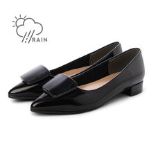 【26春夏新作】 【晴雨兼用・ふかふか】晴雨兼用スクエアバックルパンプス JA5917