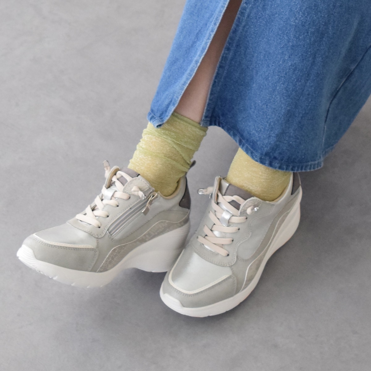 [}C]Round About7cmq[q[AbvXj[J[/EhAoEgiRound Aboutj Vo[Rr