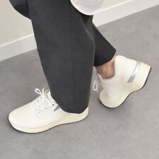 ラウンドアバウト(Round About)のRound About◆5cmヒール◆サイドジップスニーカー