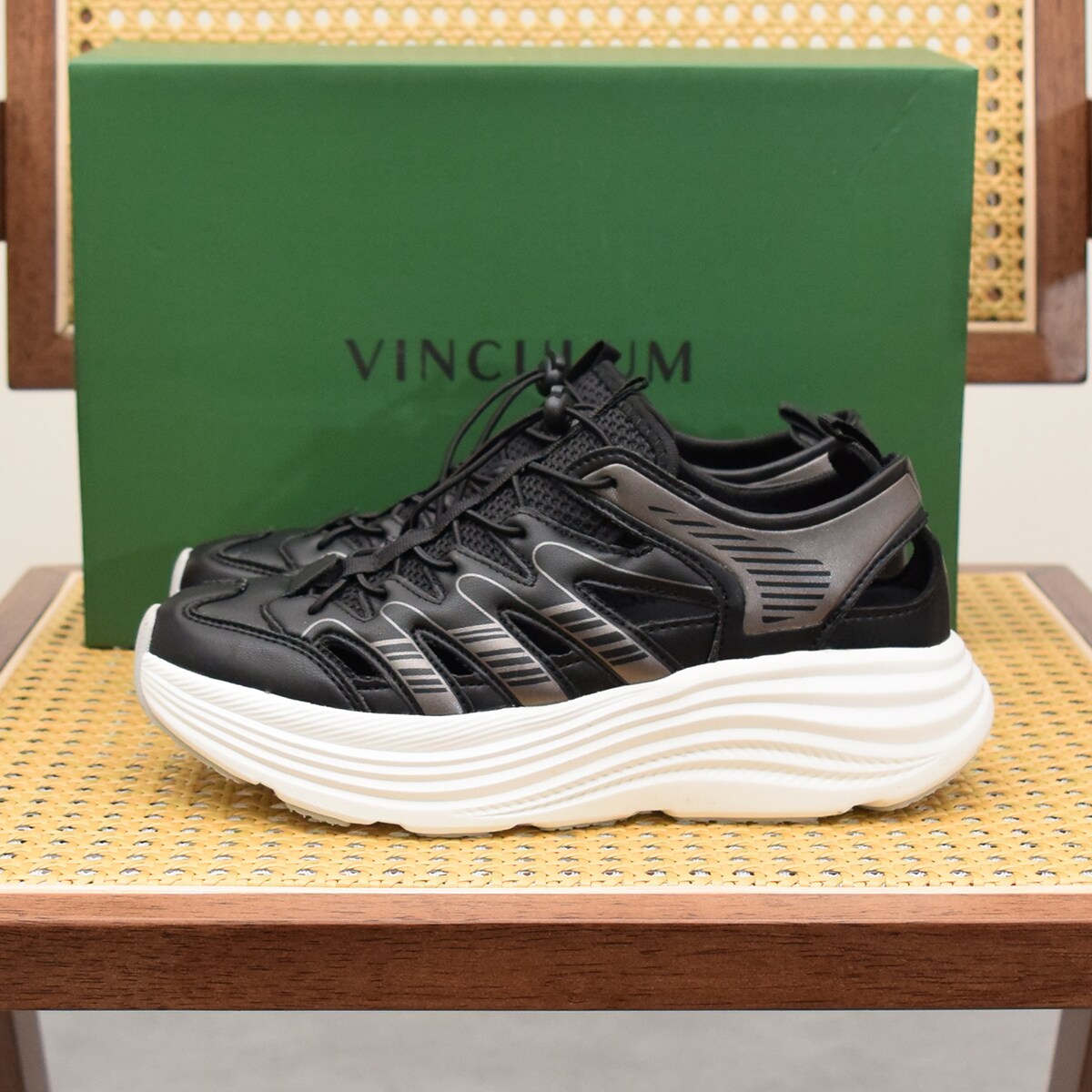 [}C]VINCULUM5.5cmq[gO[XXj[J[T_/EBNiVINCULUMj ubN