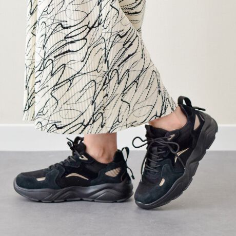 25N81AiύXv܂B[^:755103]XG[hƃbVfނgpXj[J[ŃVvȂANZgJ[fUCBJbvC\[ƌ݂̂\[̓NbV͂ɗDAԕĂɂKȗSnĂ܂BVINCULUMiEBNjƂ̓eŁuJvӖ錾tłBfUCi[At@Ng[AăXj[J[߂ɂȂql̃Xj[J[ ʂĂ̗ǂĂ悤ȃmÂ肪ƂvōuhłBVINCULUMɂ͂uRvƂӖAXj[J[̃V[[XAz܂BVINCULUM͐ꂽfUCƋ@\𕹂 t@bVɊ֐S̍C[WčĂ܂BׂĂ̏iɃtbgxbg𓋍ڂA AEg\[ɂ͌yʂŋȐɗDꂽ[h\[̗pĂ܂B̃Xj[J[ʂĂqlƂ́uJvۂĂ܂悤fUCA @\ʂŐiĂ܂܂BYߒɐLYꍇ܂B܂fނ̓A኱̐FACꂪꍇ܂A͑fނ̓ƂȂ܂BAɑjꍇ܂BBě̓ɂFČꍇ܂ B܂Aql̂gPCj^[X}[gtHʂȂǂ̊ɂFۂ̏iƈČꍇ܂BTCYZ(\L)͂܂ŖڈƂȂ܂B̌`ɂKTCY̌l܂B\߂Bd(Б)F246