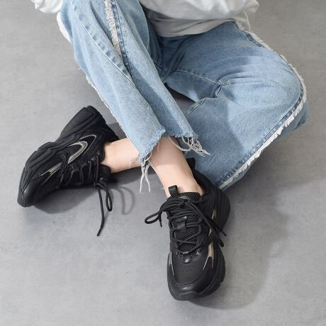 25N81AiύXv܂B[^:755105]ꂽJbvC\[s̈芴߁AԂ̎gpłKۂ܂BTChɃ^bNfނ邱ƂŁA_ŐꂽANZgvX܂BVINCULUMiEBNjƂ̓eŁuJvӖ錾tłBfUCi[At@Ng[AăXj[J[߂ɂȂql̃Xj[J[ ʂĂ̗ǂĂ悤ȃmÂ肪ƂvōuhłBVINCULUMɂ͂uRvƂӖAXj[J[̃V[[XAz܂BVINCULUM͐ꂽfUCƋ@\𕹂 t@bVɊ֐S̍C[WčĂ܂BׂĂ̏iɃtbgxbg𓋍ڂA AEg\[ɂ͌yʂŋȐɗDꂽ[h\[̗pĂ܂B̃Xj[J[ʂĂqlƂ́uJvۂĂ܂悤fUCA @\ʂŐiĂ܂܂BYߒɐLYꍇ܂B܂fނ̓A኱̐FACꂪꍇ܂A͑fނ̓ƂȂ܂BAɑjꍇ܂BBě̓ɂFČꍇ܂ B܂Aql̂gPCj^[X}[gtHʂȂǂ̊ɂFۂ̏iƈČꍇ܂BTCYZ(\L)͂܂ŖڈƂȂ܂B̌`ɂKTCY̌l܂B\߂Bd(Б)F264g