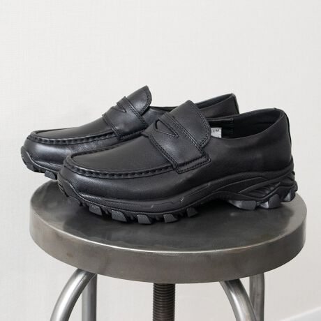 [^:755119]Xj[J[̂悤ȉKAVo[t@[BhɗDꂽKX@۔z̃AEg\[́AGꂽHʂłƃObvBNbVAԂ̕słɂ݌vłBAbp[ɂ͍iȖ{vgpAiȈۂoBrWlXV[͂AJWAX^Cɂ}b`A@\ƃfUC˔\[t@[łByVINCULUM^EBNzVINCULUMiEBNjƂ̓eŁuJvӖ錾tłBfUCi[At@Ng[AăXj[J[߂ɂȂql̃Xj[J[ʂĂ̗ǂĂ悤ȃmÂ肪ƂvōuhłBVINCULUMɂ͂uRvƂӖAXj[J[̃V[[XAz܂BVINCULUM͐ꂽfUCƋ@\𕹂t@bVɊ֐S̍C[WčĂ܂BׂĂ̏iɃtbgxbg𓋍ڂAAEg\[ɂ͌yʂŋȐɗDꂽ[h\[̗pĂ܂B̃Xj[J[ʂĂqlƂ́uJvۂĂ܂悤fUCA@\ʂŐiĂ܂܂BATTENTIONEviɂĂ͐▀CɂăV~F̌ƂȂ鋰ꂪ܂BɔZF̃XG[hkobN̋Nёfނ͐F₷̂ŔF̈ߗނ𒅗p̍ۂ͂CB܂A@ېilɃV~FɂȂ鋰ꂪ܂BEYߒɐ鑽̃LYVꍇ܂B܂fނ̓A኱̐FCꂪꍇ܂Apɂ͖育܂BEAɑjꍇ܂iɉe͂܂BEBě̓ɂFČꍇ܂ B܂Aql̂gPCj^[X}[gtHʂȂǂ̊ɂFۂ̏iƈČꍇ܂BETCYZ(\L)͂܂ŖڈƂȂ܂B̌`ɂKTCY̌l܂Bd:245g