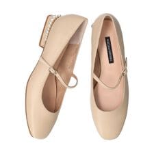 パラディクルール(PARADIS COULEUR)のPARADIS COULEUR◆2cmヒール◆パールヒールストラップパンプス