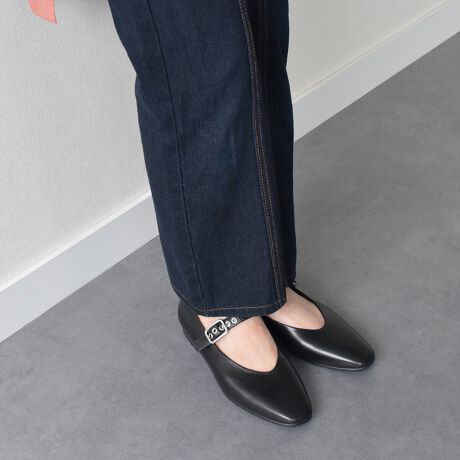 [^:31500P]_炩Abp[fނgp̃\tgȃ[WF[Bxgɂ̓ng{A[hȃXpCXvXBܐ悪EhgEŃn[hɂȂ߂Ab[ȗ͑ꂵɎqۂȂȂ悤ȃJbgɂȂĂ܂ByPARADIS COULEUR^pfBN[zhl̏̉炵hɂAfUCłȂfނtHɂ炵ǋyupfBN[vBo܂BYߒɐLYꍇ܂B܂fނ̓A኱̐FACꂪꍇ܂A͑fނ̓ƂȂ܂BAɑjꍇ܂BBě̓ɂFČꍇ܂ B܂Aql̂gPCj^[X}[gtHʂȂǂ̊ɂFۂ̏iƈČꍇ܂BTCYZ(\L)͂܂ŖڈƂȂ܂B̌`ɂKTCY̌l܂B\߂Bd:221g