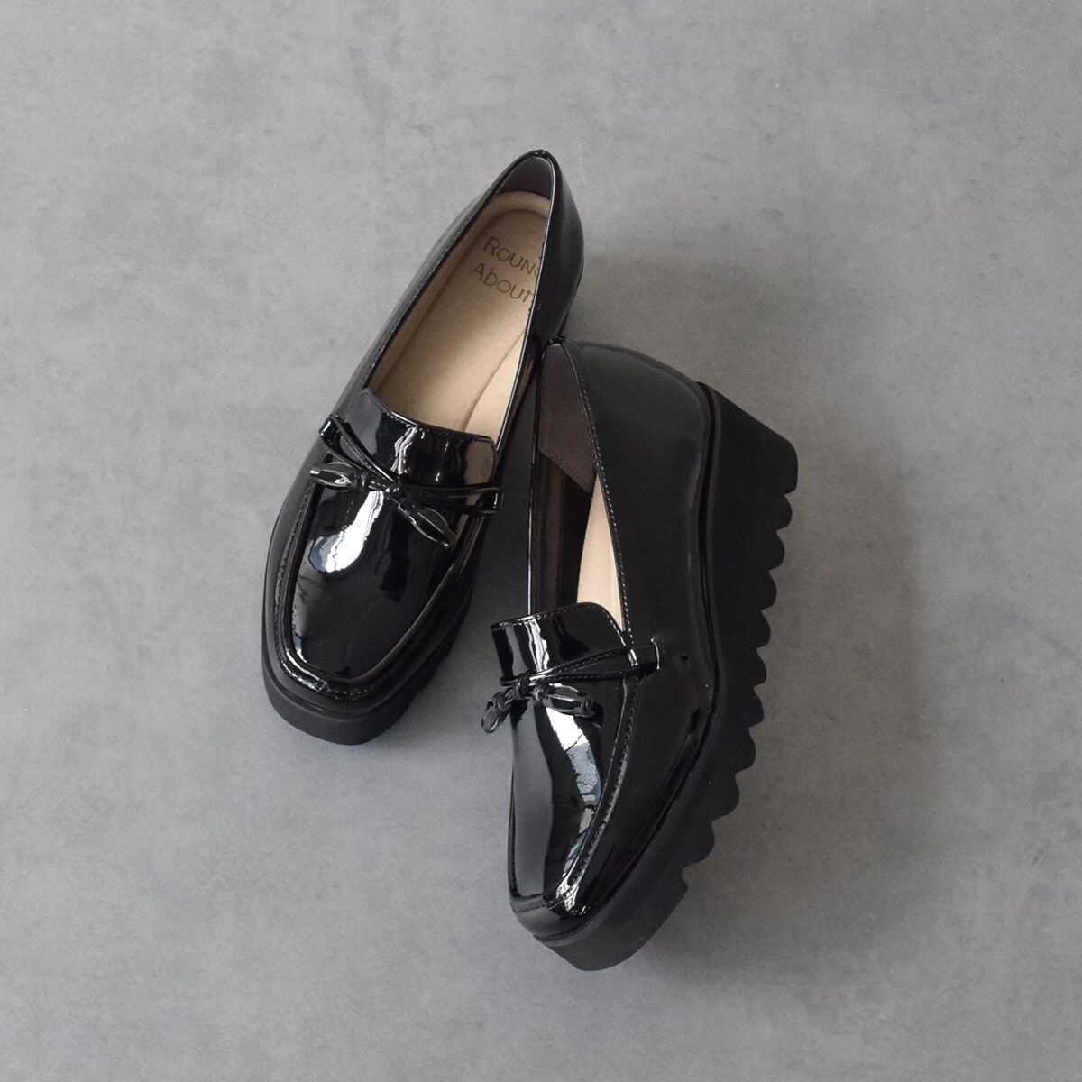 [}C]Round About5cmq[^bZ[t@[/EhAoEgiRound Aboutj ubNGi