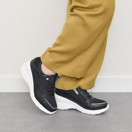 [^:45103D]ّfރ~bNXŃX^CbV7cm̃q[AbvXj[J[Bܐ悪2.5cm̌Ȃ̂ŌڂقǍAq[ȕł₷fUCBNbV̂悢JbvC\[s̏ՌyĂ܂Bt@Xi[tĂĒE₷AfC[ɂsɂ߂łBRound About (EhAoEg)relaxL[[hɁANbVAȐA Sn̂悳ǋ RtH[gV[YĂ܂BYߒɐLYꍇ܂B܂fނ̓A኱̐FACꂪꍇ܂A͑fނ̓ƂȂ܂BAɑjꍇ܂BBě̓ɂFČꍇ܂ B܂Aql̂gPCj^[X}[gtHʂȂǂ̊ɂFۂ̏iƈČꍇ܂BTCYZ(\L)͂܂ŖڈƂȂ܂B̌`ɂKTCY̌l܂B\߂Bd:253g