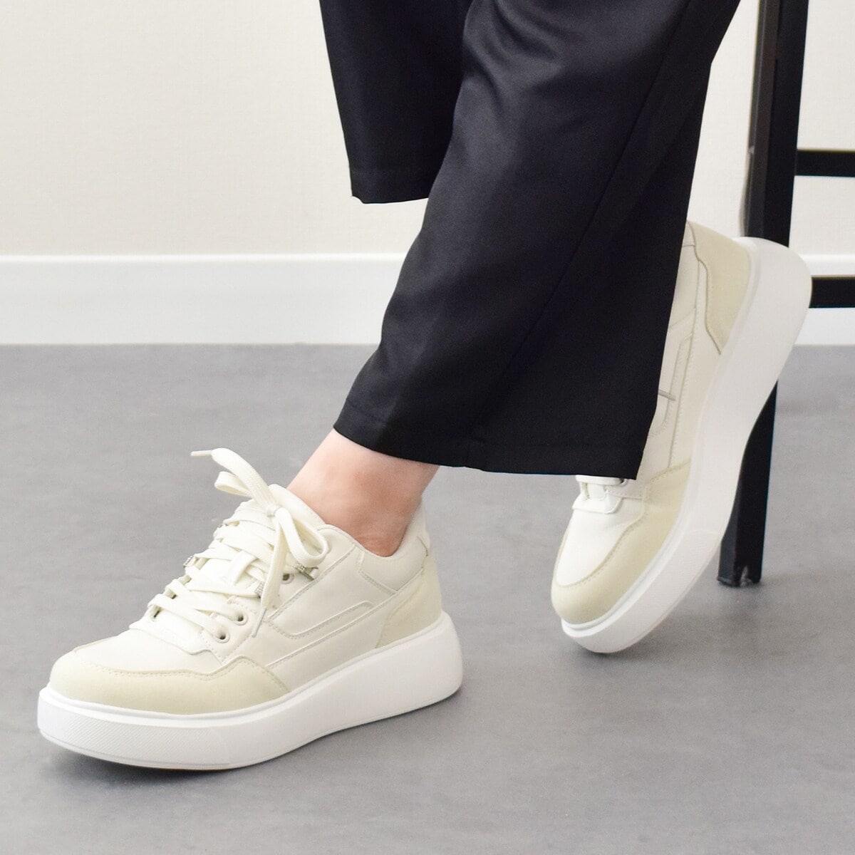 [�}���C]PARADIS COULEUR��4.5cm�q�[�������J���p����X�j�[�J�[/�p���f�B�N���[���iPARADIS COULEUR�j �z���C�g�R���r