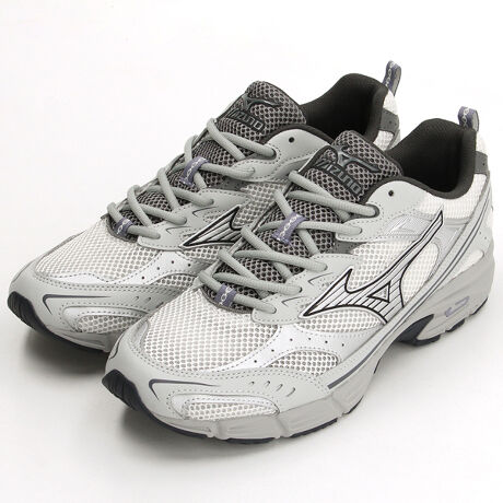 [^:D1GA2451]uMAXIMIZER13vx[XɃfUCꂽ2000NfiƂ郂fMXR̃X|[eBo[W