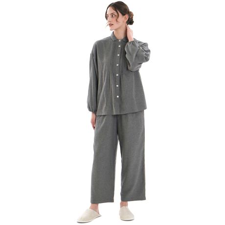 [^:25-72402]VRfނ̋CӂƊ܂񂾁A100̏㎿ȃtlґɎgp܂Bnݏo_炩ȃ^b`ƗDꂽۉŁA~̖Sn悢ɖ܂Bzf[[hEC^[x[hJ؂₩ɉfAXg[gpc̃ZbgAbvBhJ̓NVbNȃNXXeb`@\܂BgbvX́AԂȋ܂ƃI[o[ȂVGbgŁAVvȂƊ̂ۂɁBtgɎ{s^bNA肰Ȃ̊vXĂ܂B㉺킹̃oXɂAGtH[gXȂ؂₩ƕi˔Aĺg~h𖞂\[EFAłB