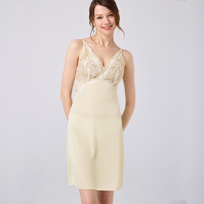 【新品未使用】VALISERE Lingerie トリンプ　スリップ レッドレーベル バイ トリンプ0121 スリップ【95サイズ】 | トリンプ