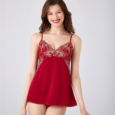 [^:10226279]y߃|CgzEVg̃uƃR[fBlCgEƉKyȂȂɂ߁zEmꂢɒȂy@\ڍׁzgnɑ̂fނgpĂ̂ŁAƂGŉKłBgnɂ̓h[vA_炩炩Ȏ͗̂ŁAVGbg܂BXgbv̕tɓ񓙕ӎOp`̃p[cif^}WbNjgpĂ̂ŁAXgbvɂłBL~\[͗m𒅂₷Ah܂BL~\[𒅂邱ƂŃt@f[ṼCЂтɂ̂ŁAVGbgłB̃ACȇɓV[YɃuW[1^AV[c3^AR[fBl[gł܂ByfUCzɍuiCgWX~v̉Ԃ`[tɁAzf[V[Yɍ킹fUCłBiCgWX~͐̂悤Ȍ`̉ԂƐ`̗tςIȐAłBiCgWX~̉ԂCɊ􉽊w͗lgݍ킹AԂ̒S̐|Cg̎hイ[XAiCgWX~̗tςC[W{^jJvggݍ킹[XɎgpĂ܂BXgbvFtւsBAWX^[(߉\)gbvoXgTCYF[80]F77.5-82.5cm[85]F82.5-87.5cm[90]F87.5-92.5cm[95]F92.5-97.5cmyӂzVg̃úATriumph Intertrade AG̓o^WłBiْ͍f̊֌WȀo摜ƈقȂꍇ܂B