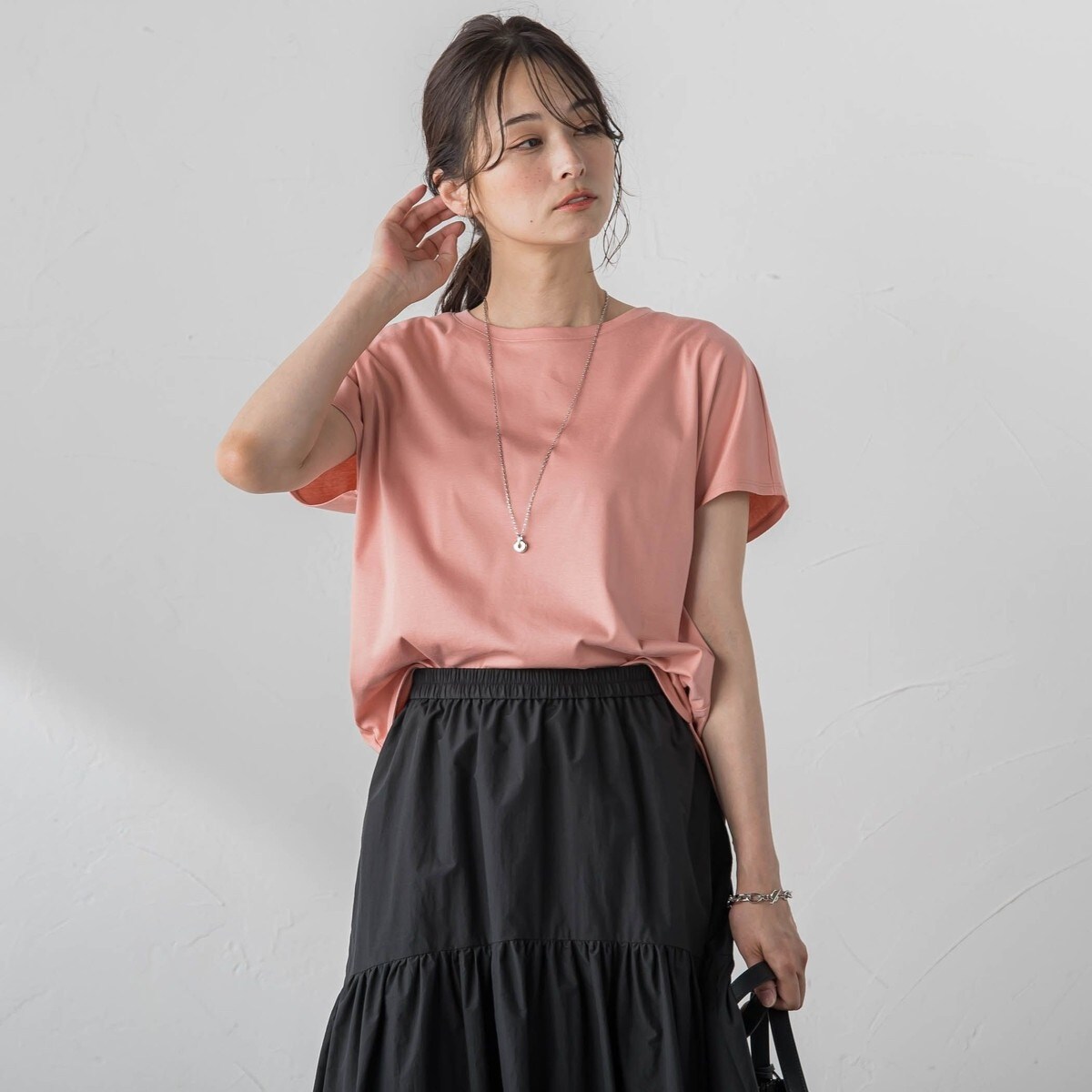 【yori】ヨリ ヘムフレアトリコットカットソー NAVY yori ヨリ ヘムフレアトリコットカットソー ネイビー F YR11