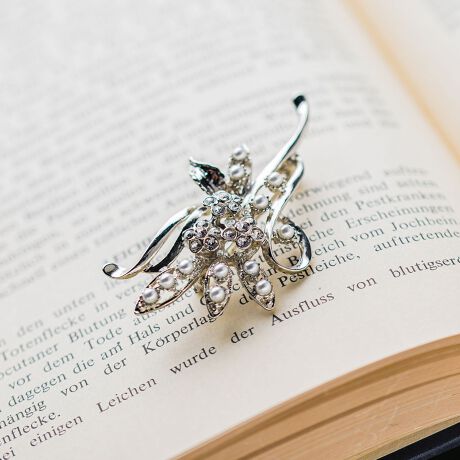 [^ԁF3143-50017][t`[tu[`tH[}V[ɌȂu[`fUCZj[V[ł̃X[cɍ킹̂͂AVcEs[XEWȂǂ̃ACeɃtH[}vXĂ܂B