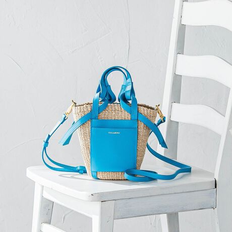 [^ԁF3103-51003]M`̃AoJ{fBɃ|Pbgƃnh̃fUC|CgɂȂg[gobOSTCYBt̃V_[Xgbvt2WAYdlłBzȂǐg̉̕[ł镁igɕ֗ȃTCYłB[idl]F}OlbgJEI[v|Pbgx1tFV_[XgbvdF363gyVIOLAd'ORO/BIh[zC^AVIOLA͎AORO͋BVIOLAdfOROɂ́AƂɈN؂ɈAĎ̃X^ĈɌłȂAȑ݂łė~Ƃ肢߂Ă܂B炵cAzƂÃX^CĂ鏗z`Ȃ VIOLAdfORO 炵XǋĂ܂B ֘A[hF̓ Mtg