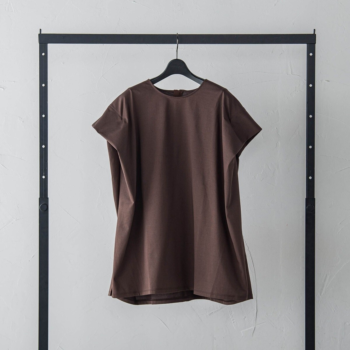 WEB限定】タックデザインカットソー ≪接触冷感／洗濯機OK≫ | ロート