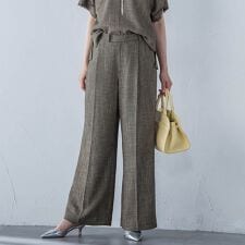 ロートレアモン(LAUTREAMONT)のエアブリーズストレートワイドパンツ≪洗濯機で洗える≫