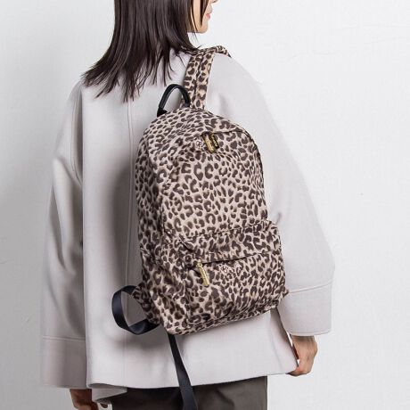 [^ԁF3103-56749]SIZE : W.30 x H.41 x D.10 (cm)MATERIALFiC~vMADE IN JAPAN[idl]t@Xi[JOt@Xi[|Pbg:I[v|PbgxQEL[tbNxPFI[v|Pbgx3EL[tbNx1dF369giC{fBobOiCobNpbNIWĩIp[hvg̃iCfނ̃obNpbNBO|PbĝӂƂ͋CS[h̋g炵ۂŁAW[V[^E[X܂ŕLgp܂B㝛̂łȒPŁAyʂȂ̂łByVIOLAdfOROziBIh[jBIh[ɂ́AƂɈN؂ɈAĎ̃X^ĈɌłȂAȑ݂łė~Ƃ肢߂Ă܂B㎿ȑfނŃgfBViȒɂ{̃GbZXDfUCłBi^OɋLڂꂽTCY̓k[hTCYłBۂ̏ĩTCY͏i̎mFB摜̏i̓TvƂȂ܂̂Ŏۂ̏iƎdlAHATCY኱قȂꍇ܂Bql̃j^[ɂۂ̂FƑقȂꍇ܂BBe󋵂̓ɂAFقȂČꍇ܂B֘A[hFLAUTREAMONT [gA fB[X ꂢ߃JWA lJWA i` ꂢ LC i 