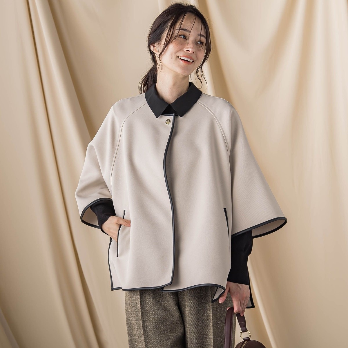 3サイズ】【ウール100％】リアルフォックスファー付きケープ