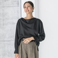 クレープサテン長袖ブラウス ≪手洗い可能≫