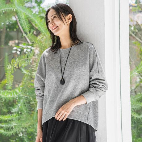 [^ԁF3107-56024]yfUCzVvȃN[lbNɁȂ߃ulJWAȃJbg\[B͑O㍷EhwŁAAEgX^CłRɌ܂ÂoXɎdオ܂B̗ёfނŁAقǂ悢߂ȂfC[ɒ₷1łByfށz|GXex[XɖȂƃ[uhA_炩ƌy𗼗ёfށB肰Ȃ̌򂪉؂₩vXB͖ȍ̃uŐ؂ւAKȃtBbgƓ₷˔Ă܂BydlznȂu؂ւ