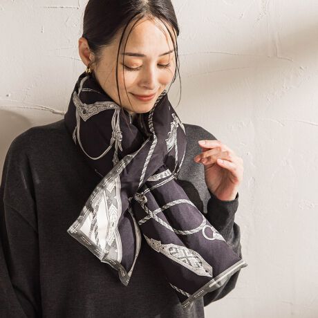 [^ԁF3103-57009]yfUCzXJ[tŐe܂rbgn`[tꂽANVJȃfUC̃_E}t[Bj[LVRE`}ɓ`IeKgݍ킹AlCeBû镵͋CɎdグĂ܂BɁAŜmg[ɂ܂Ƃ߂邱ƂŁAl炵iƐꂽۂvX܂BR[fBl[g̃ANZgƂĂ͂Ahƌy˔p̍ACełByuhЉzmanipurii}jvj́A2009NɃX^[gXJ[tuhBBe[WXJ[tCXs[V󂯁AfނTCYɂAǂȊł悤kɌvZꂽfUCłBEl̎ƂɂinhvgjňꖇJɎdグXJ[tXg[́A܂ŊGgɂĂ邩̂悤BobOPAEFAɂWJLALȐFʂƃfUCŃt@bVɐVy^Ă܂B