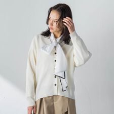 Vネックカーディガン