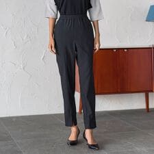 【WEB限定】“美脚デニム見え”裾スリットテーパードパンツ