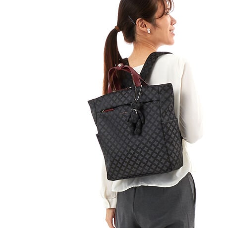 [^:PXLHDES2]lC̃`[tV[Yj[AēoBmÕfUC̓JWAȕ͋CoAR[fBl[g̃ANZgɂ҂łB̃lbNXN}̃`[ƂĂL[gŁAOđ̃obOɕtĂy݂܂B