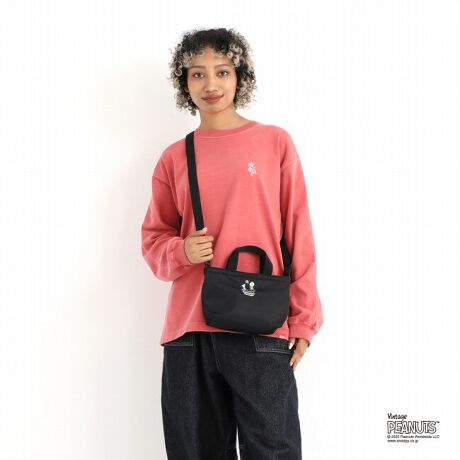 [^:MP1381PNS25]"̐lX𖣗uPEANUTSvƂ̃R{[VRNVNoBł̓`[[EuEƃXk[s[2VbgSfUCɍ̗pAobO̊OƓŃXg[[WJNGCeBuȎdオƂȂĂ܂BCA[gƃuhS̊Ԃɂ́A`[[EuEےuWOUO͗lv肰ȂzuBɃ{fB̈ꕔɃR~bÑZtzẢɃXk[s[̑Ճ`[tYVѐSfUC|CgłBE`[[EuEƃXk[s[2Vbg̗pEobO̊OƓŃXg[[WJ邱܂łɂȂfUCEbZ[WƈꏏɓYXk[s[̑Ճ`[thJŕ\EȂ߂炩ō̂iCcCfނ̗pEC[̓Wbp[JEMdiȂǂ̎[ɓK|PbgtEO\ȃV_[XgbvEV_[Xgbvɂ͔ߗނɗDiCEF[rOe[v̗pE500mlybg{g[\EV_[XgbvF80cm-143cmEV_[XgbvF2.5cmEnhSF22cmE\|PbgF0E|PbgF1