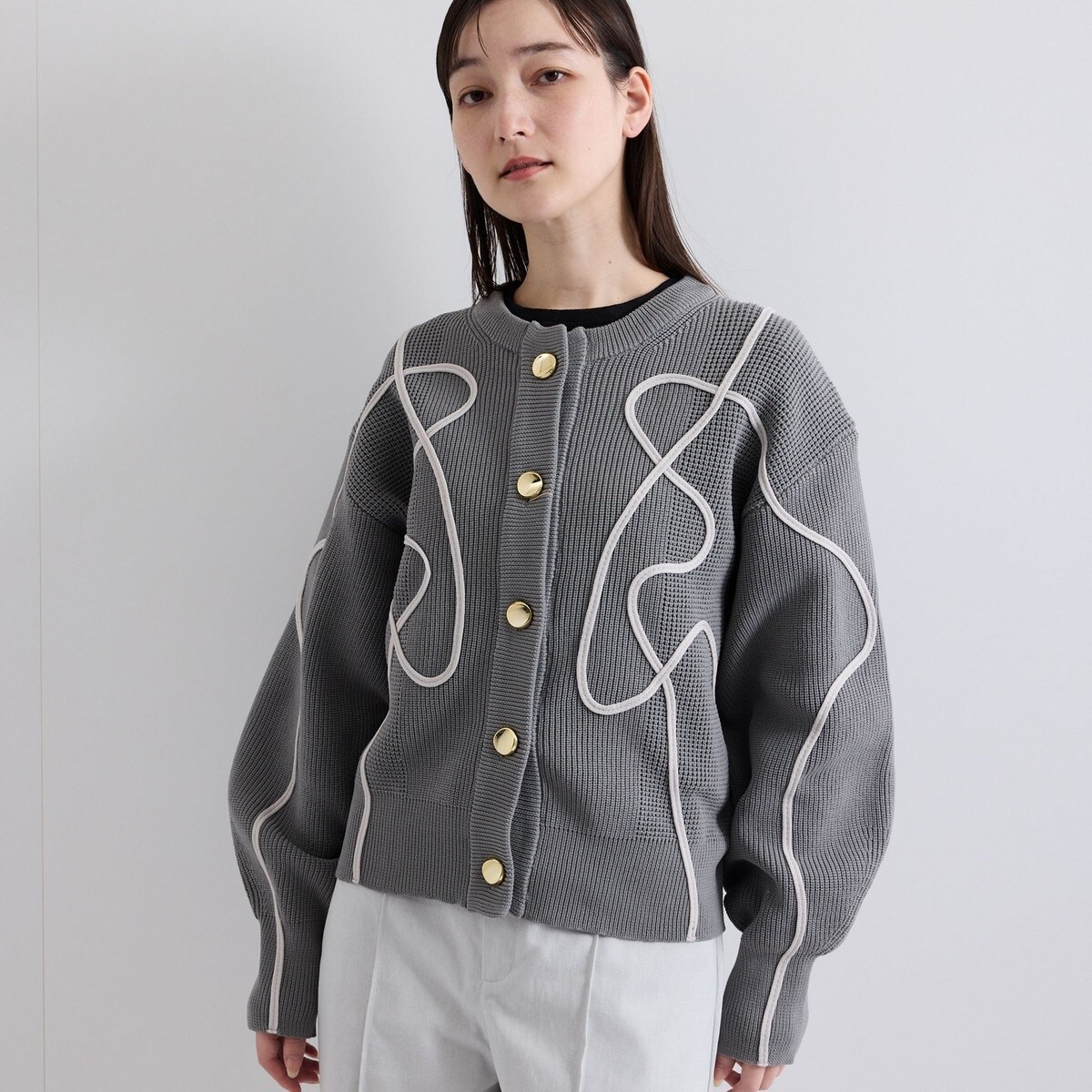 クイーンズコート QUEENS COURT フェレットタッチWフェイスニットカーディガン≪手洗い可能≫ （ライトグレー） セール】フェレットタッチWフェイスニットカーディガン≪手洗い