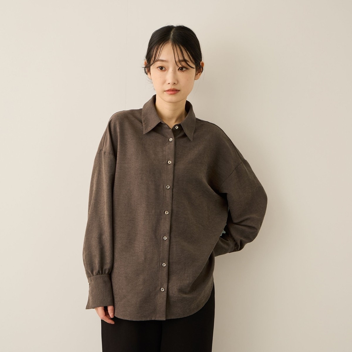 サテンピーチバックギャザーブラウス≪手洗い可能≫