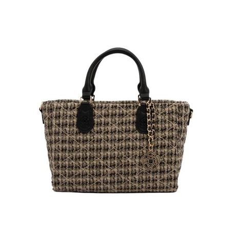 [^ԁF190420]H~炵݂̂cC[hfނɁALeBOH{ďiȗ̊outVIvV[YB؂₩Ɨ𗼗fUĆÃR[fBl[gɋCiYĂ鑶݂łB2waydl̃V_[E莝̗X^CgłṕBoCJ[̃`F[ƃJA`[fUC̃ANZgƂȂAVvȂڂdオɁBg₷J[ƃTCYŁAʋ΂₨oAGߊ̂X^COɕL􂵂܂BEA4Ήi22~31cm)F~Ezi10~20cmjFZEybg{gi500mljFZEybg{gci500mljFZy[J[TCY@()zFREE : d:640gC :21cmC :28-36cmC }`:13cmC 荂:12cmC V_[Xgbv̒:94-121cm