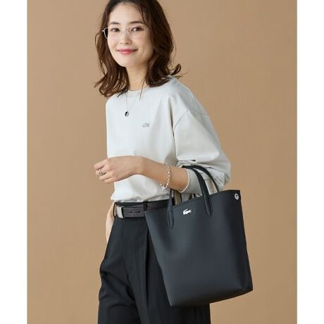 [^ԁFNF2991AA]㎿U[̃AȃV{\AʂƁA|VcȂ̎̎q\ČBʁB\ŐFႦAR[ebhLoXdl̃o[Vug[gobOłB[͂ƃX}[gȘȂ܂˔A̐[c^fUCۓIBẼV_[XgbvƁAẼNb`obOt܂BSize: L22 x H29 x D10cm̂郌U[̃V{\AʂƁA|VcȂ̎̎qn̕ČBʁBo[VufUCłQ̕\y߂c^̃g[gobOłB≘ɋR[ebhLoXdlȂ̂ŃfC[gɍœKB̐[c^fUC[͂𔭊AjSpb`X}[gȘȂ܂̃|CgɁBẼV_[XgbvOΎ莝X^CɂXCb`\BOłt̃Nb`obOł΂ȏނ̎^тSłB