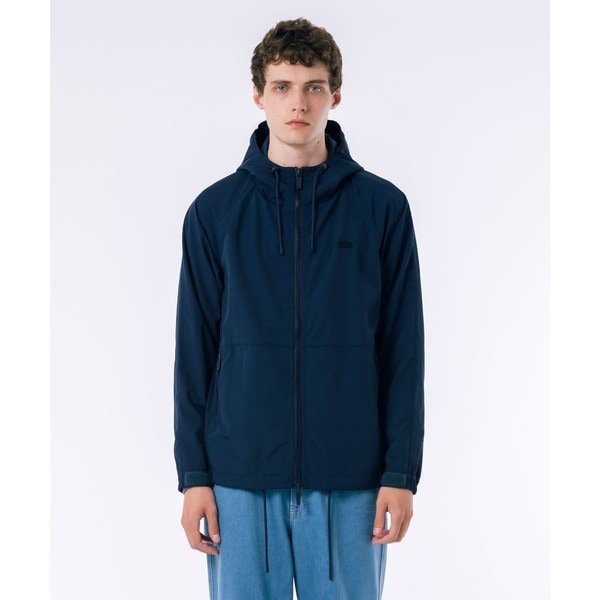 ラコステ（LACOSTE）/撥水防風 ドロストコード フーデッド ナイロンブルゾン / マウンテンパーカー 撥水防風 ドロストコード フーデッド ナイロンブルゾン / マウンテン