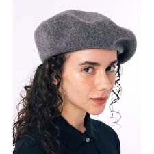 ラコステ(LACOSTE)のエッセンシャルバスクベレー