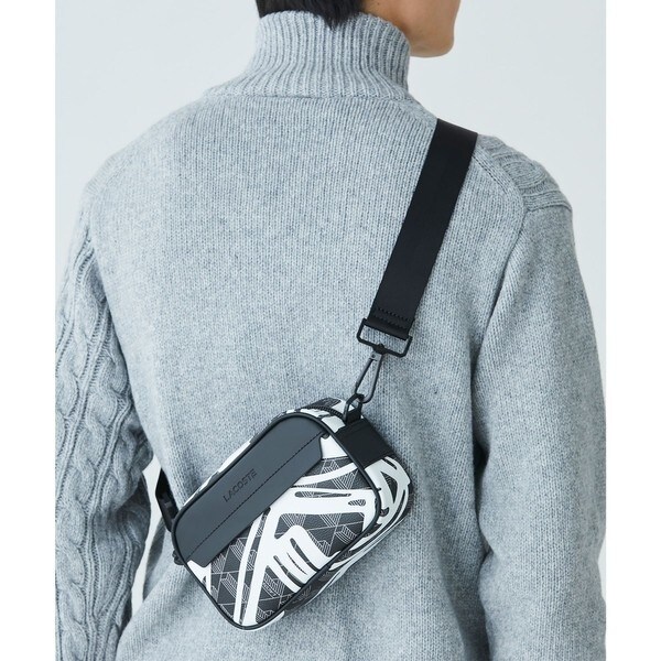 【LACOSTE】ザ ブレンド シーズナル スモールショルダーバッグ グレインレザー ザ ブレンド シーズナル スモールショルダー
