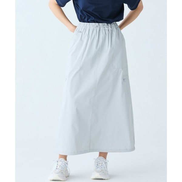 ドローストリング入りスカート