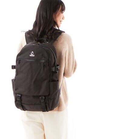 [^:36477]X|[cuh<RbNX|eBt>2wbNłB25L̑eʂA4TCYm[gp\RA2L̃ybg{g[B͂H{ꂽngpĂ̂œˑR̉JSłB